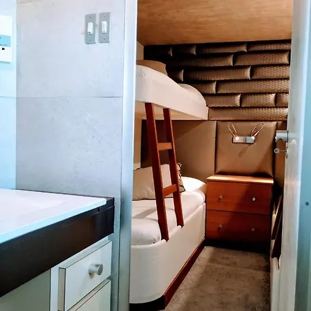 Sea Suites - Boat * Lisbon